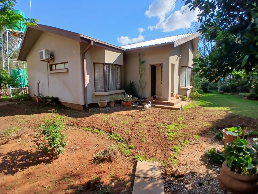 5 Bedroom Property for Sale in Kuruman Northern Cape
